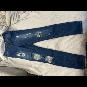 Size 7 Brand New ripped jeans